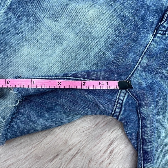 Ruff hewn jean board length shorts distressed acid  wash style - Picture 8 of 9